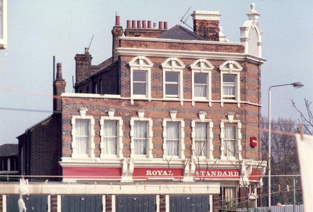 Royal Standard. Captured by Victor A. Steen in 70s.